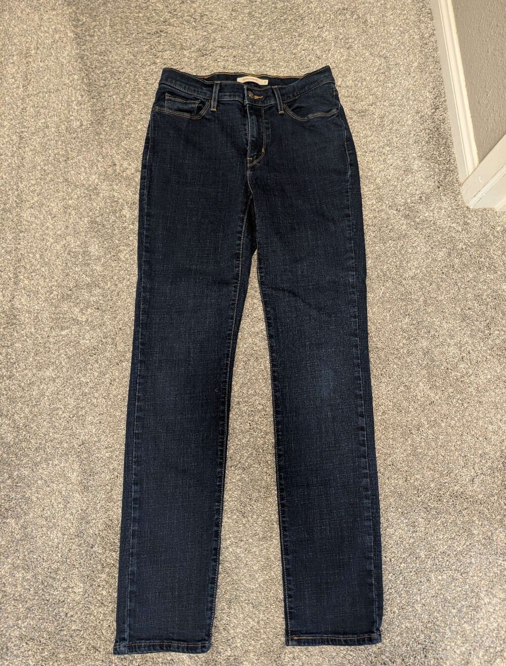 Women's Levi's Classic Straight-Leg Jeans